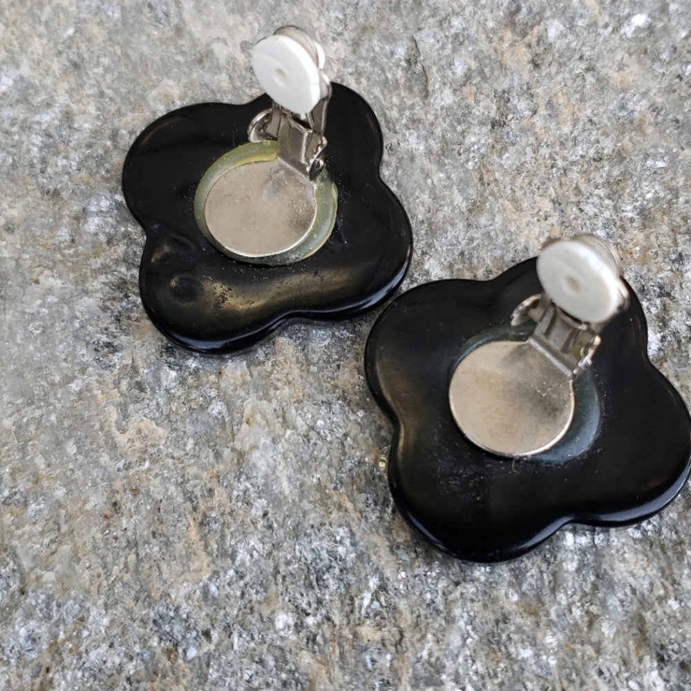 Lrg Vintage Black White Geometric Design Earrings - Picture 7 of 8